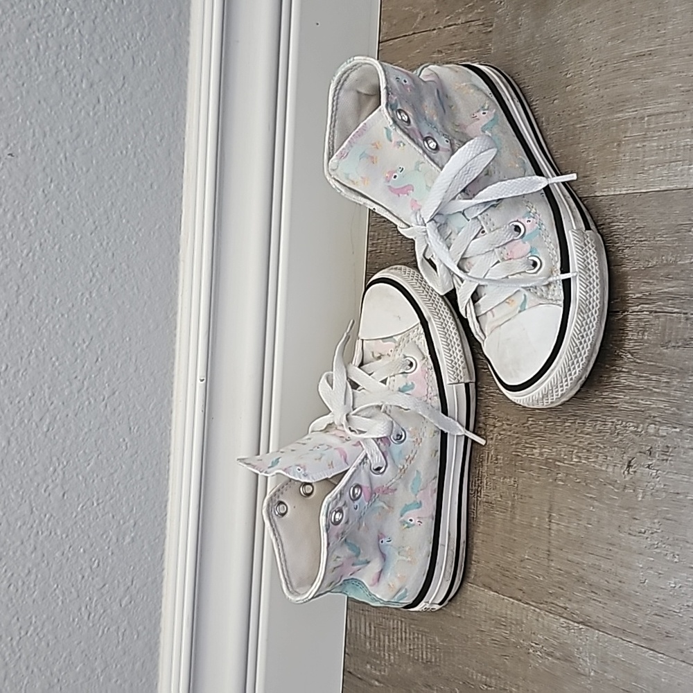 Unicorn Converse size 12